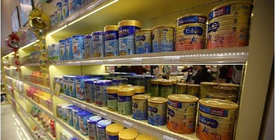 前海港貨中心國慶迎客近七萬 化妝品批發業務備受青睞